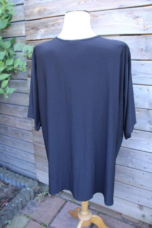 T-Shirt zwart Magna mt 60/62 Vaste prijs, Zwart, Shirt of Top, Ophalen of Verzenden, Magna