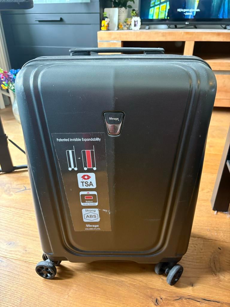 Handige koffer - rolkoffer 37 tot 49L met Extra Ruimte, Ophalen, Gebruikt, 50 tot 60 cm, Hard kunststof