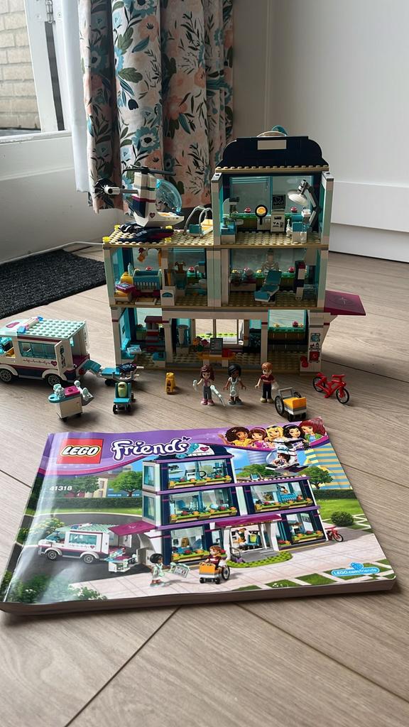 Lego Friends 41318 Heartlake Ziekenhuis compleet, Ophalen, Gebruikt, Lego, Friends