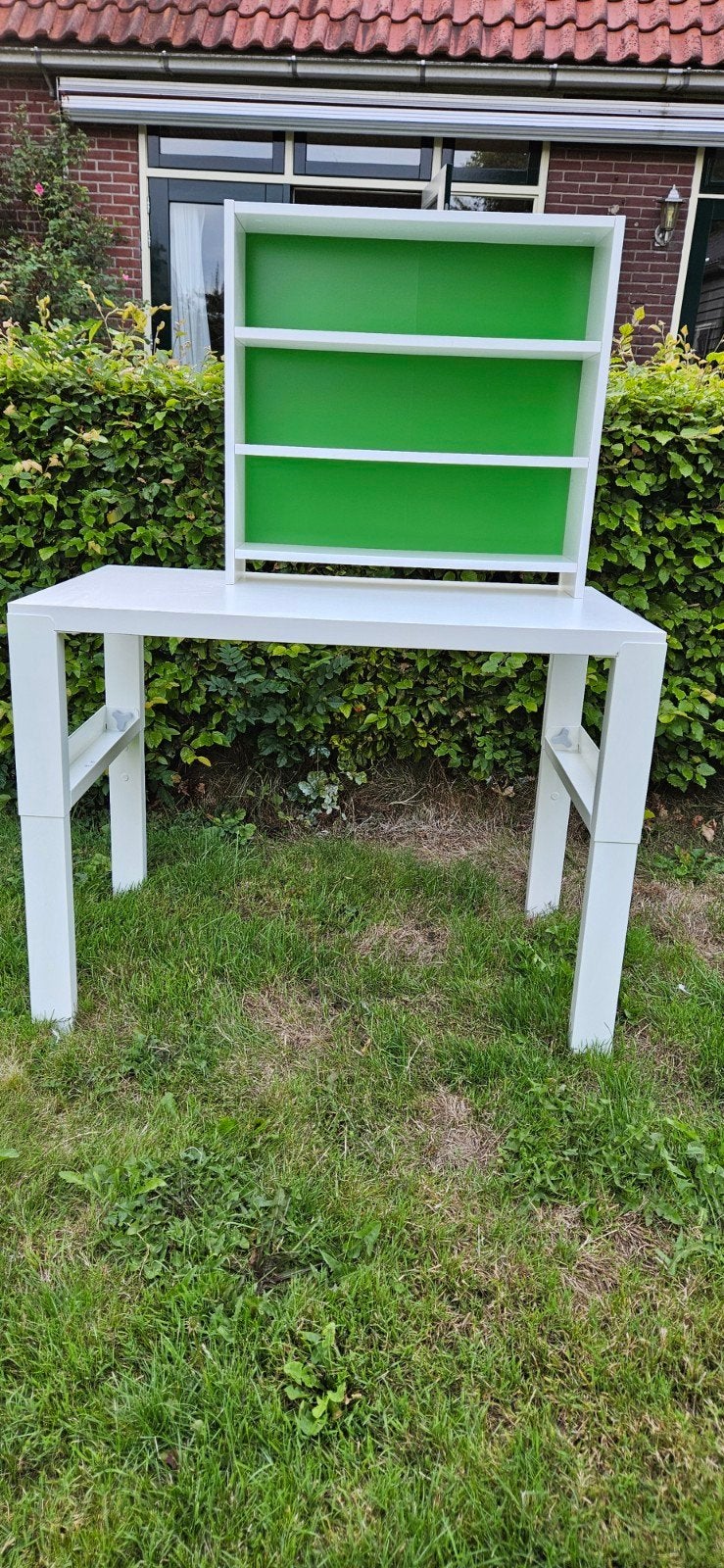 IKEA PÅHL Bureau met opzetstuk, wit/groen, 96x58 cm, Huis en Inrichting, Bureaus, Ophalen, In hoogte verstelbaar, Metaal, Kinderbureau