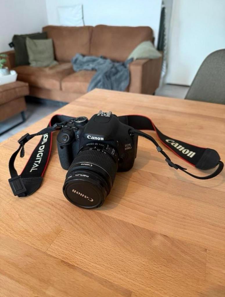 Canon EOS 600D, Audio, Tv en Foto, Fotocamera's Digitaal, Ophalen of Verzenden, Zo goed als nieuw, Canon, 8 keer of meer