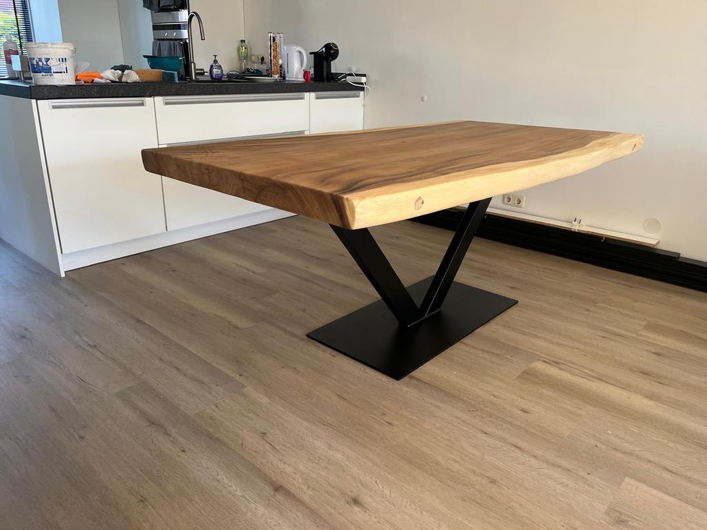 Suar boomstamtafel eettafel bartafel rond waterval vorm, Huis en Inrichting, Ophalen of Verzenden, Nieuw, Rechthoekig, 200 cm of meer