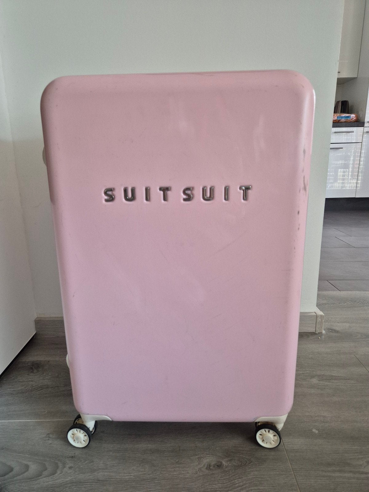Suitsuit koffer 94 liter - Lichtroze - Goede staat, Ophalen, Gebruikt