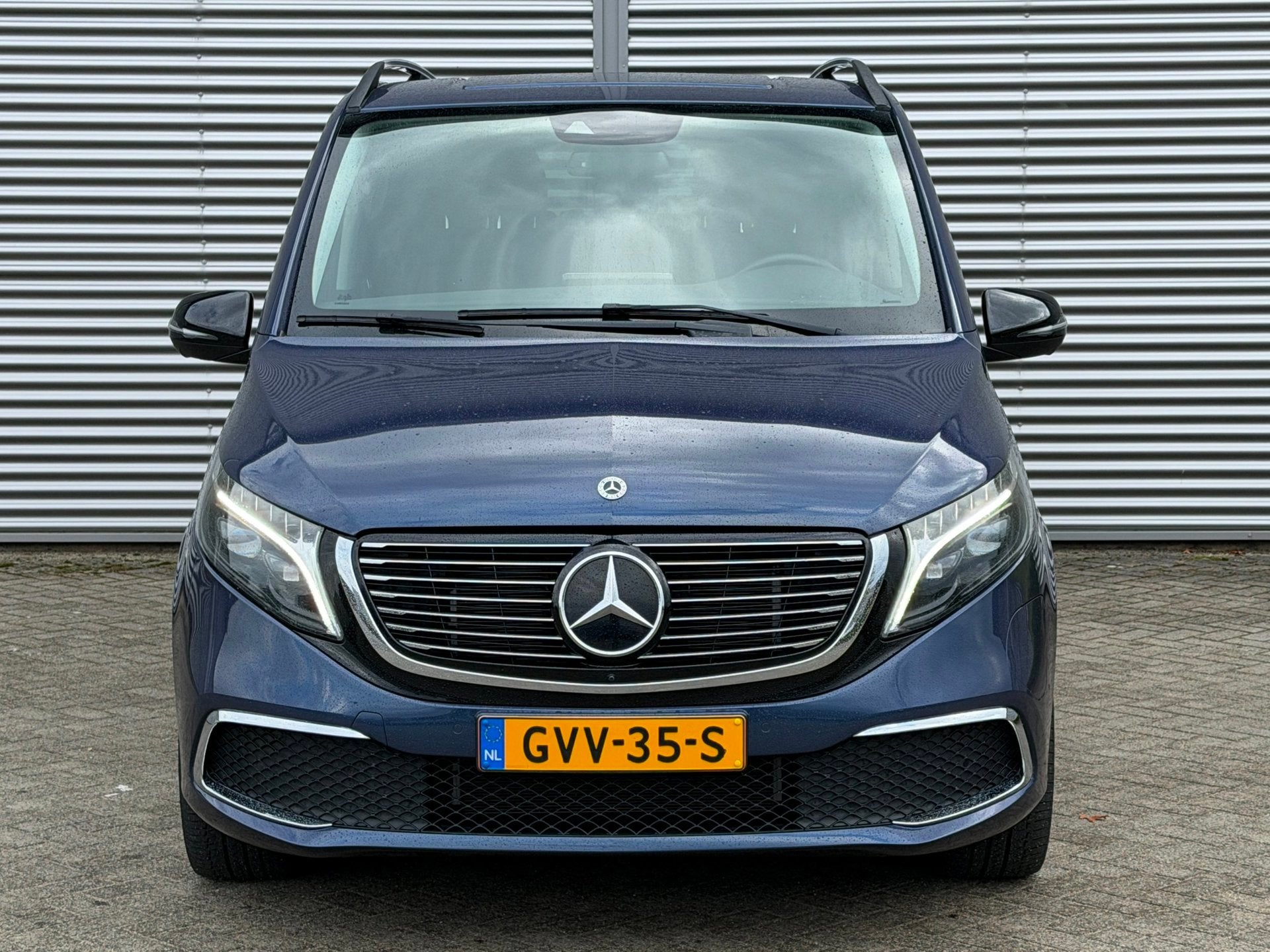 Mercedes-Benz EQV 300 L3 90 kWh 7 Persoons 344KM WLTP Luchtv, Auto's, Mercedes-Benz, Gebruikt, Blauw, 7 stoelen, Automatische klimaatregeling