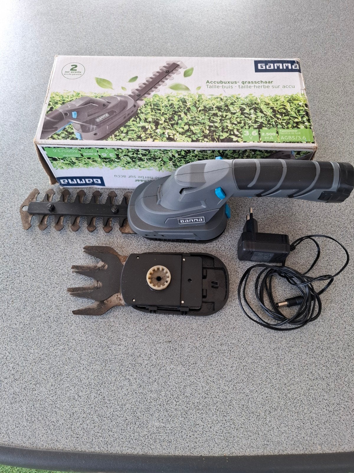 Gamma Accubuxus- grasschaar 3.6V - Zo goed als nieuw, Ophalen of Verzenden, Zo goed als nieuw, Accu, Gamma
