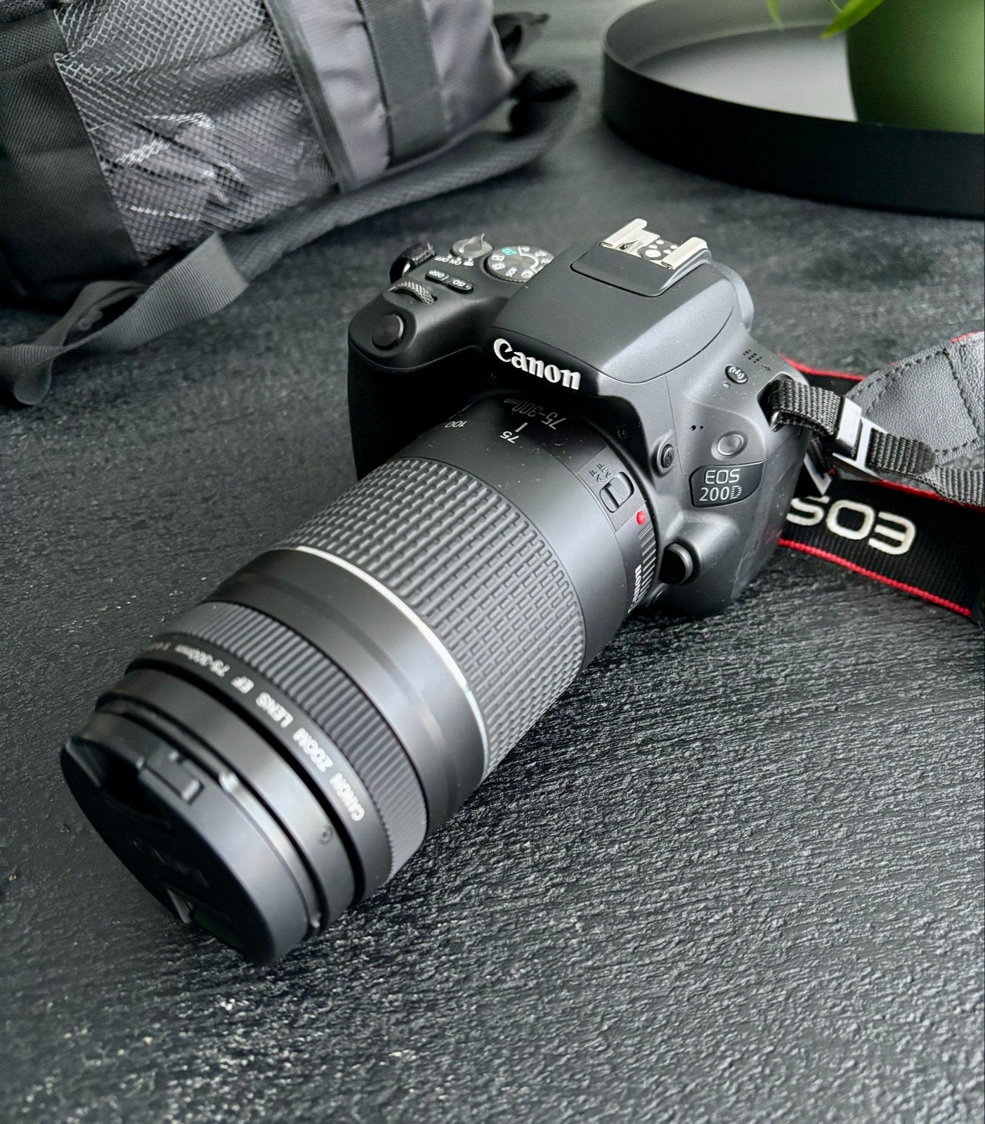 Canon EOS 200D Spiegelreflexcamera met 2 lenzen +accessoires, Spiegelreflex, Canon, Beeldstabilisatie, Ophalen of Verzenden