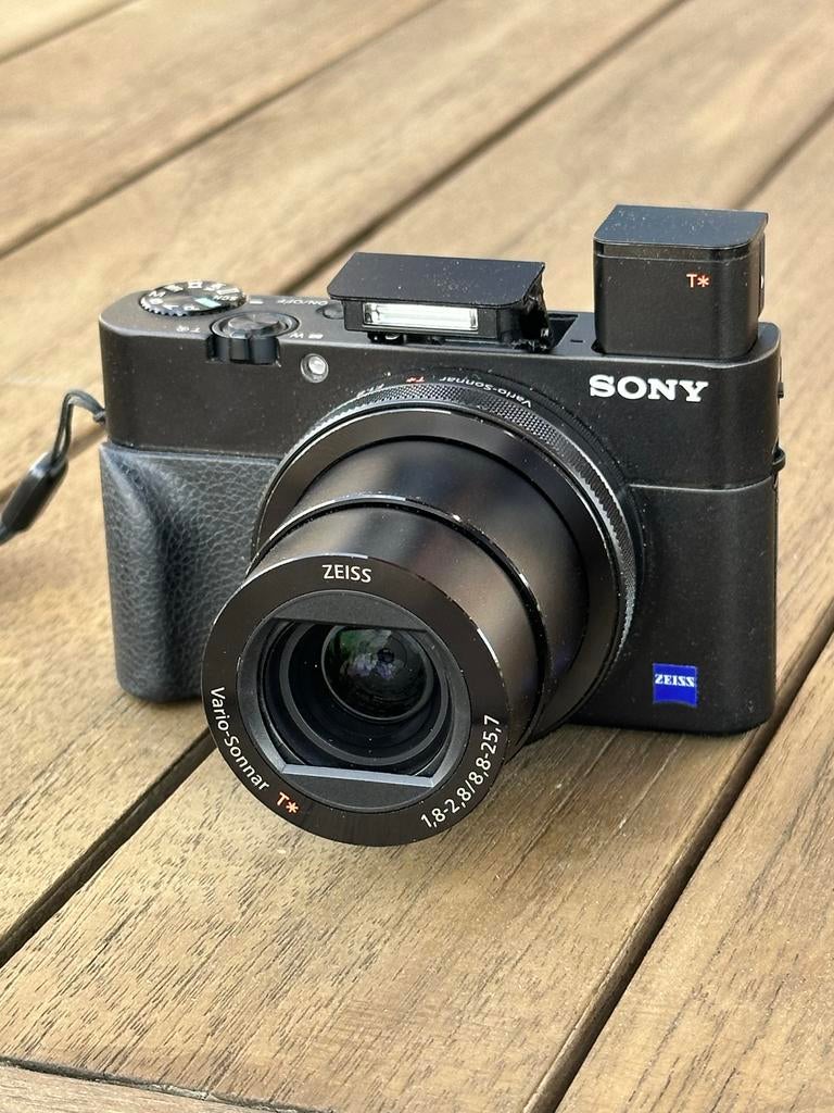 Sony RX100 V (VERKOCHT), Audio, Tv en Foto, Fotocamera's Digitaal, Gebruikt, Compact, Ophalen of Verzenden, Sony