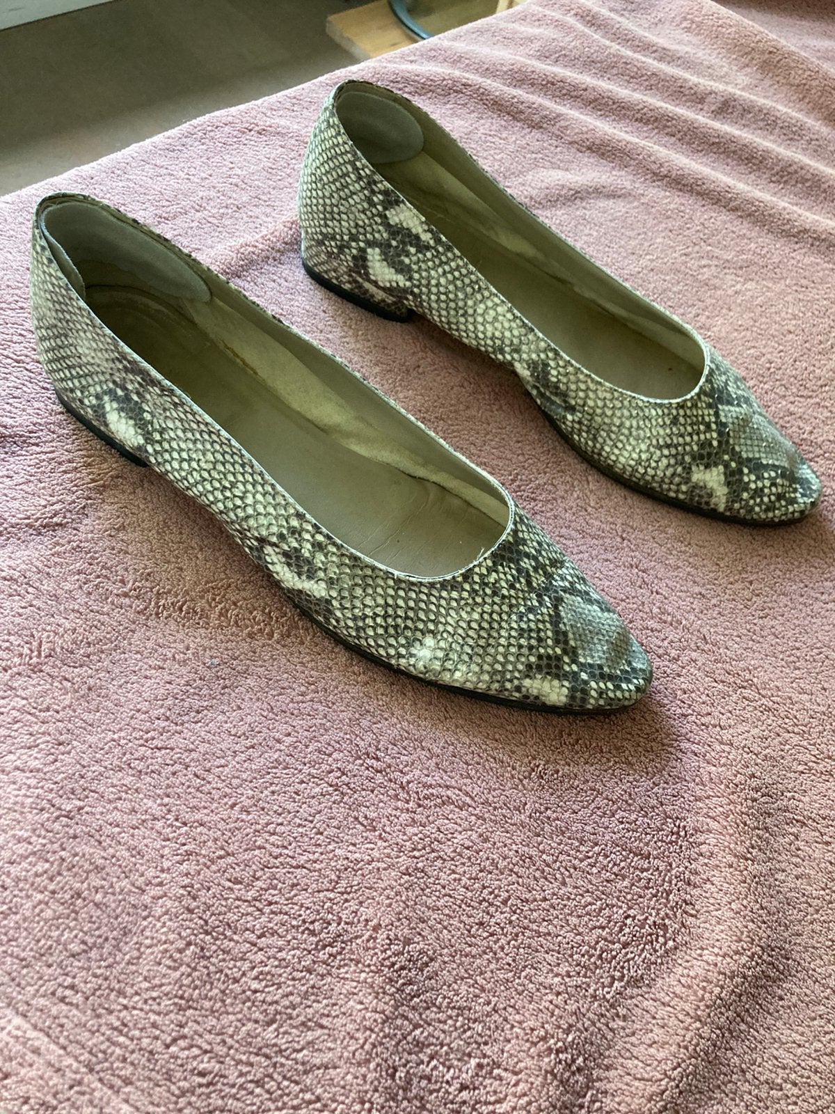 Slangeleren Panara flatjes, Kleding | Dames, Schoenen, Schoenen met lage hakken, Ophalen of Verzenden, Grijs, Gedragen