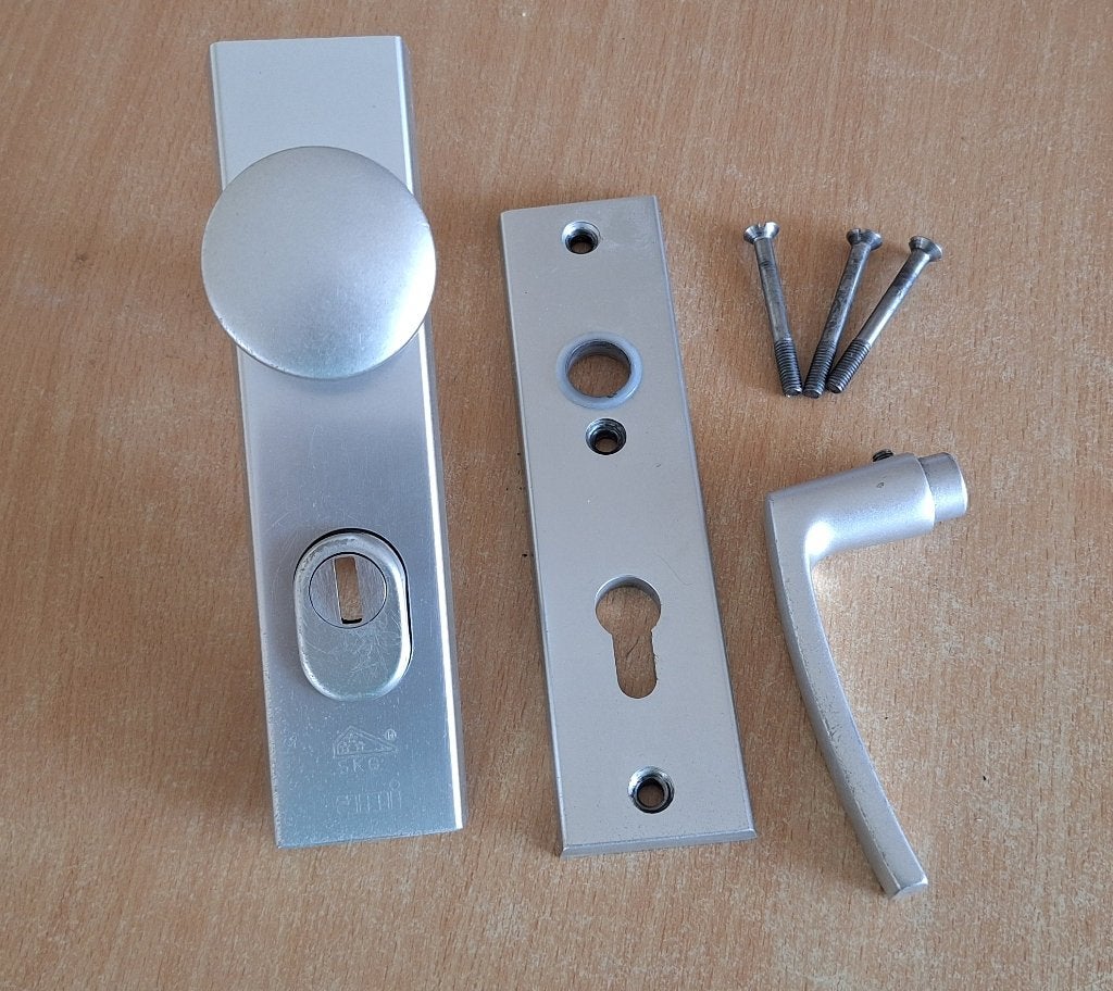veiligheidsbeslag met kerntrekbeveiliging kruk en vaste knop, Ophalen of Verzenden, Gebruikt, Overige materialen, Overige typen