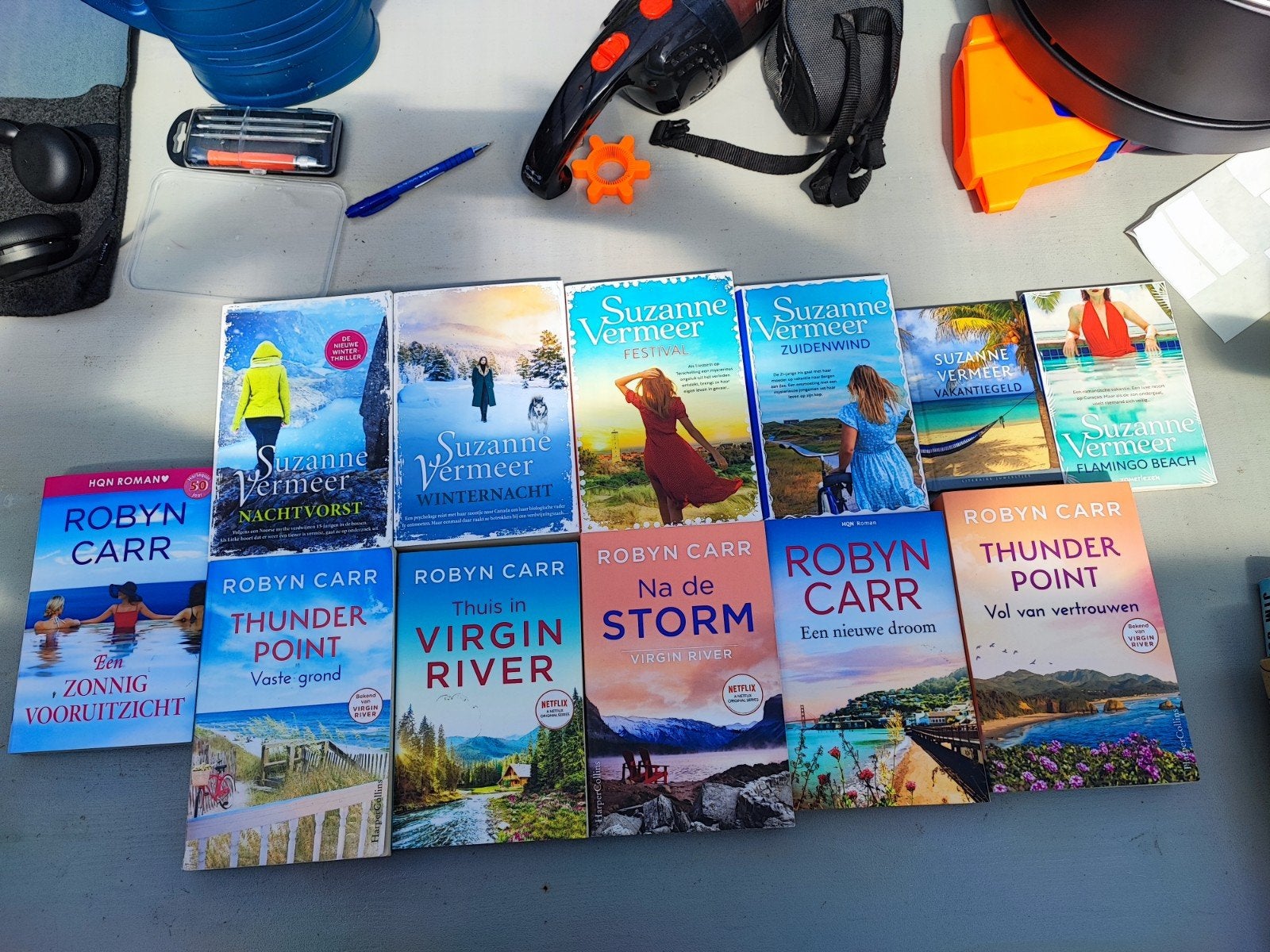 Boekenpakket: Suzanne Vermeer & Robyn Carr (12 boeken), Boeken, Ophalen of Verzenden, Gelezen, Suzanne Vermeer, Robyn Carr
