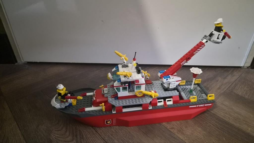 Lego City Brandweerboot 7207, Kinderen en Baby's, Speelgoed | Duplo en Lego, Lego, Ophalen of Verzenden, Complete set, Compleet