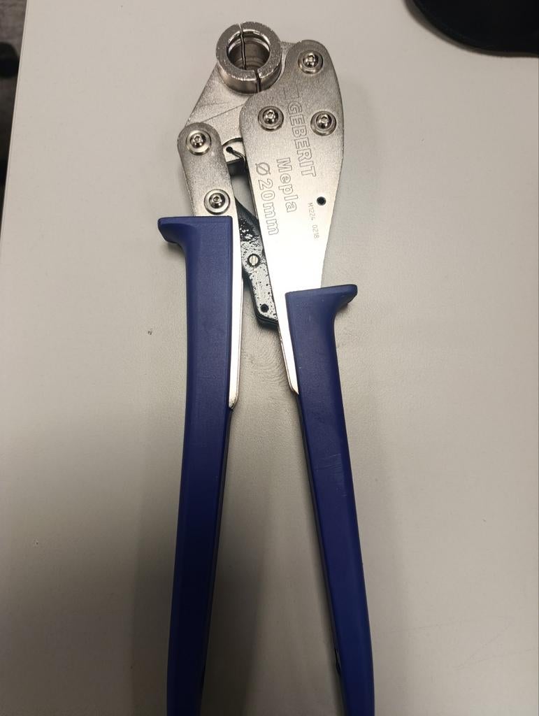 Geberit Mepla perstang 20mm te huur, Doe-het-zelf en Verbouw, Gereedschap | Handgereedschap, Ophalen of Verzenden