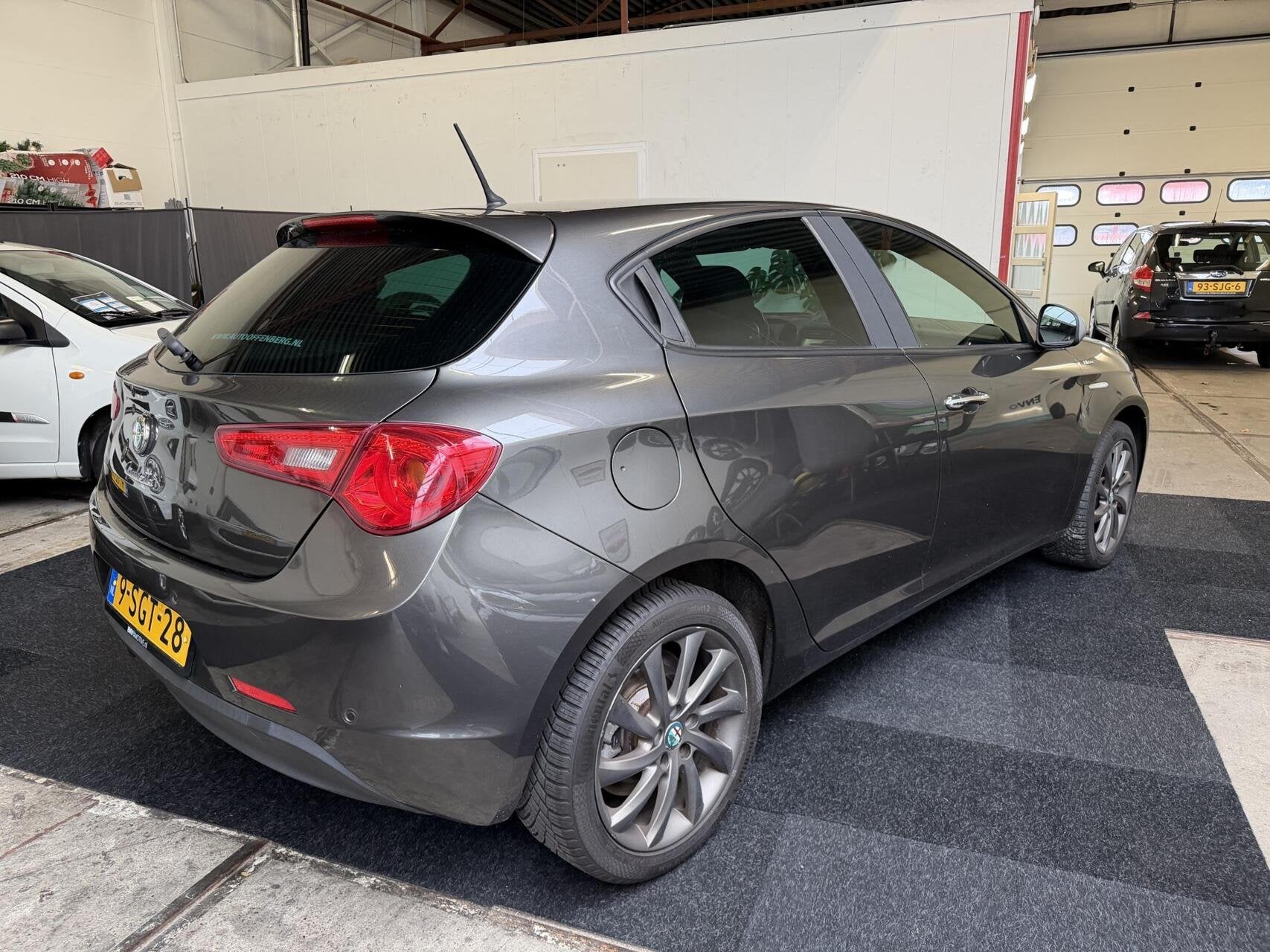 Alfa Romeo Giulietta 1.4 T Veloce, Clima, lange APK !, Voorwielaandrijving, Gebruikt, 4 cilinders, Origineel Nederlands