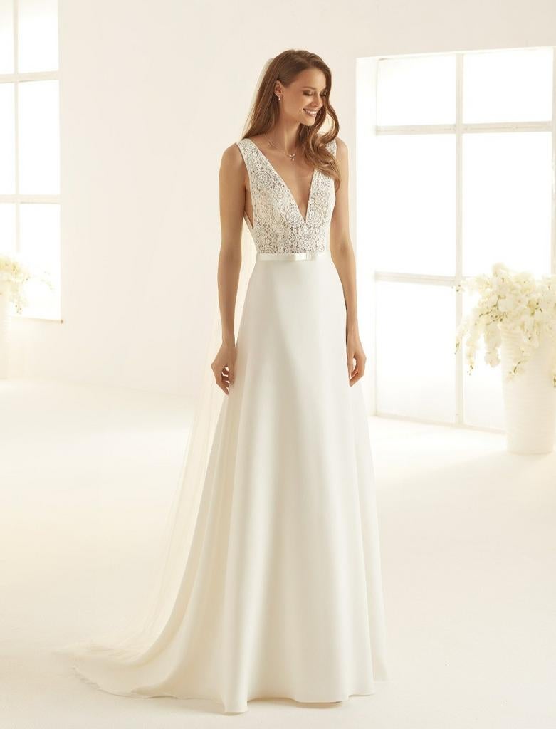 Nieuwe elegante Bianco Evento trouwjurk Dallas maat 36 38, Ophalen of Verzenden, Nieuw, Wit, Trouwjurk