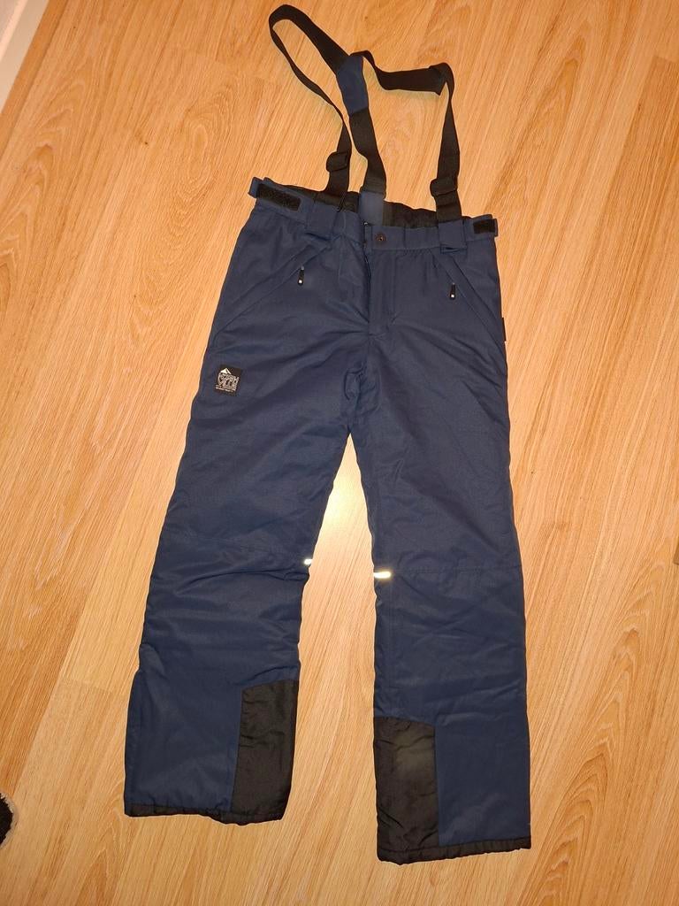 Donkerblauwe skibroek met bretels - maat 158, Kinderen en Baby's, Kinderkleding | Maat 158, C&A, Jongen of Meisje, Nieuw, Ophalen