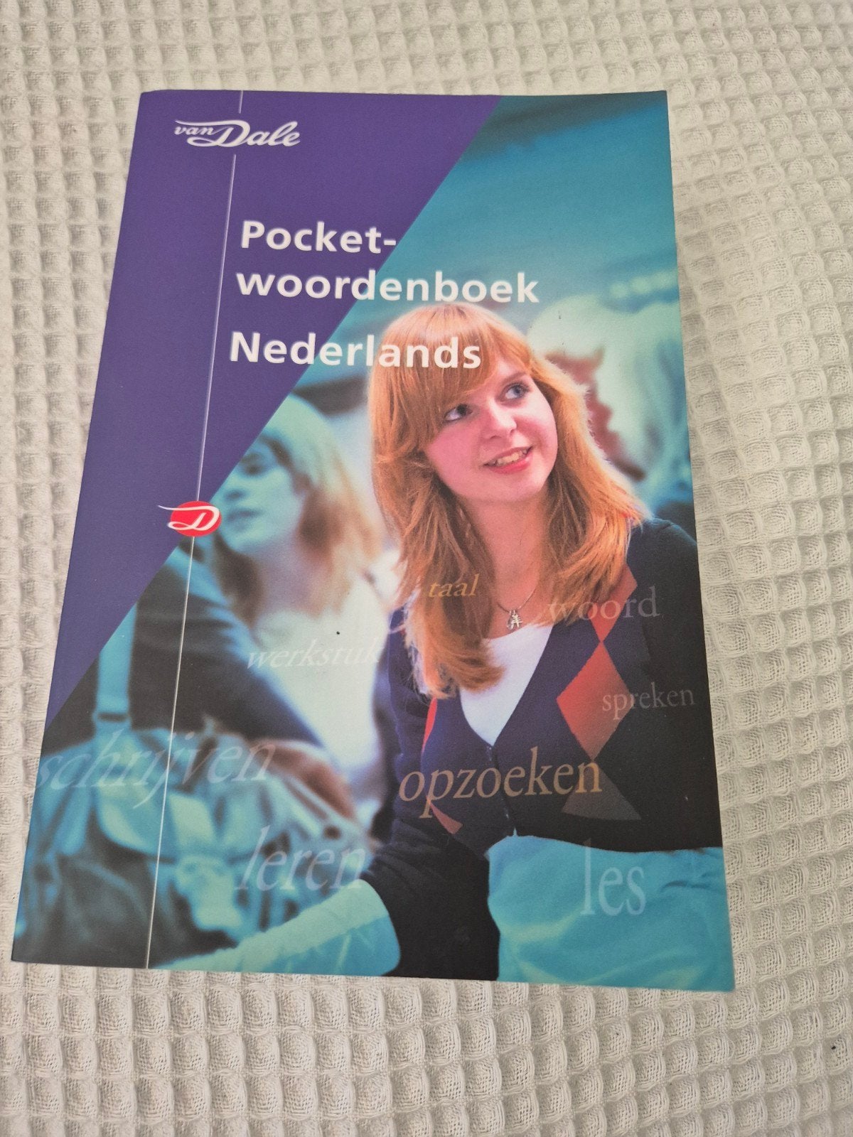Van Dale Pocketwoordenboek Nederlands, Nederlands, Ophalen of Verzenden, Zo goed als nieuw, Van Dale