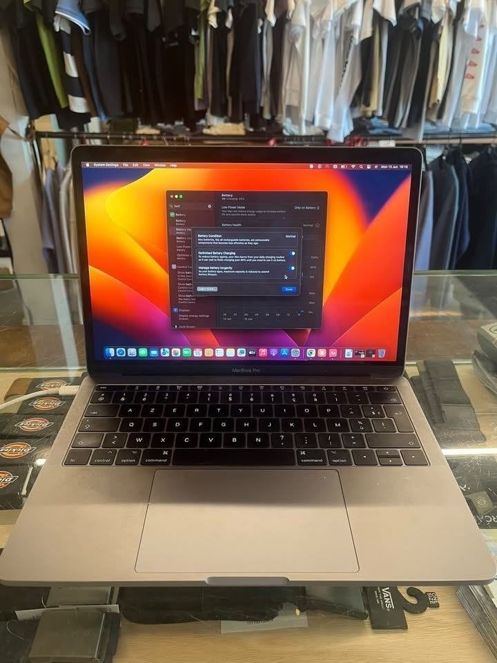 Macbook Pro 2017, Computers en Software, Apple Macbooks, Zo goed als nieuw, MacBook Pro, 13 inch, 2 tot 3 Ghz, Ophalen of Verzenden