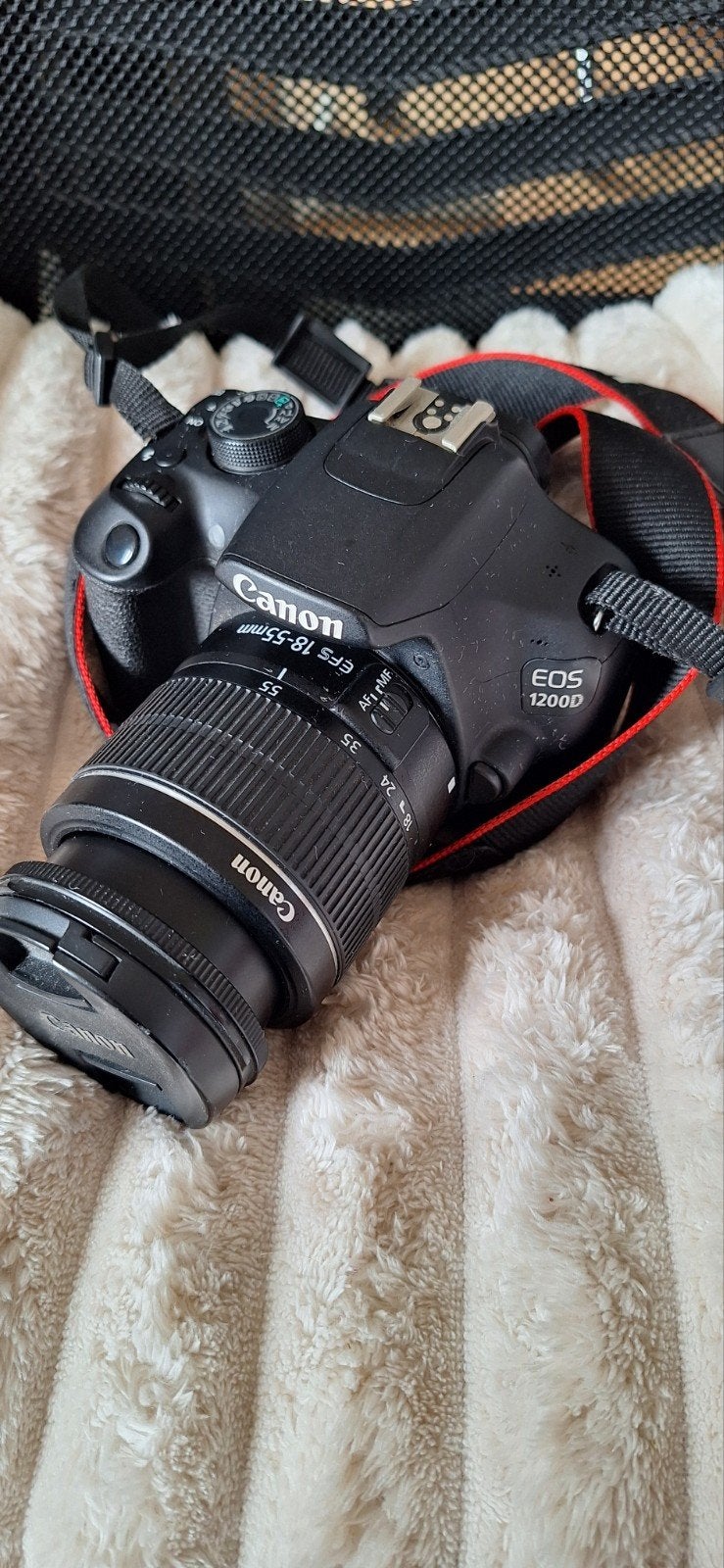 Canon EOS 1200D Spiegelreflexcamera met EF-S 18-55mm lens, Ophalen, Gebruikt, Spiegelreflex, Canon