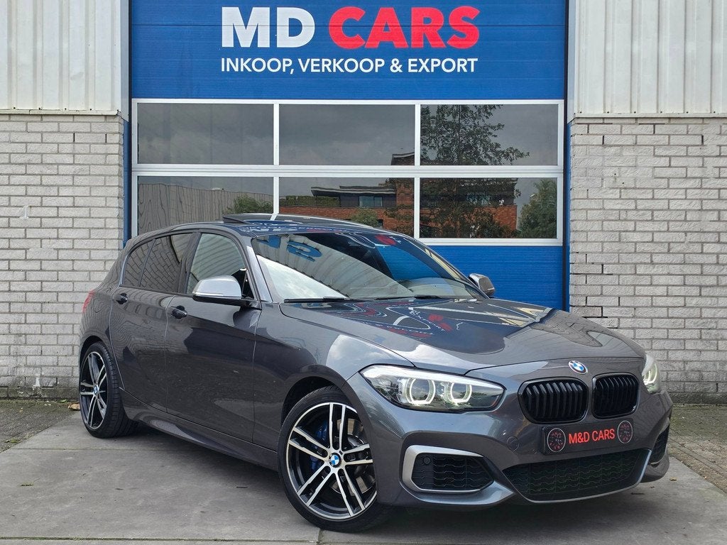 BMW 1-serie M140i xDrive High Executive SCHUIFDAK/MEMORY STO, Gebruikt, Alcantara, 340 pk, 14 km/l