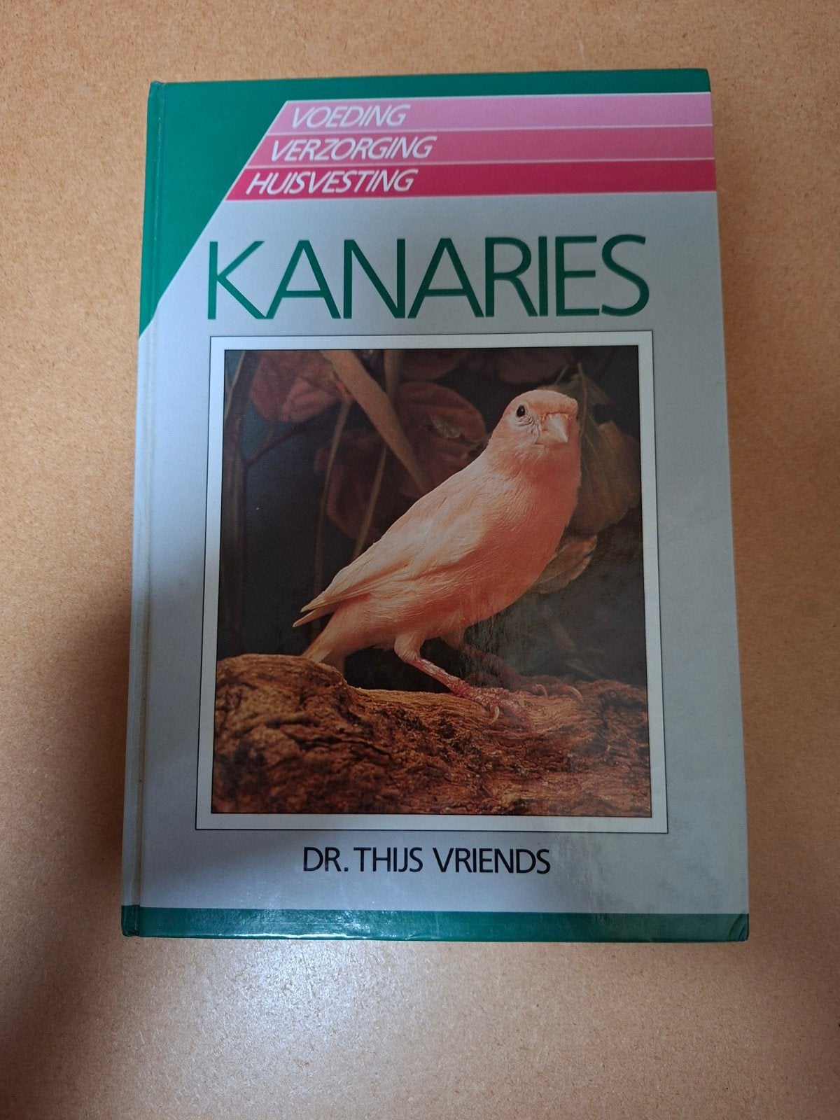 kanaries kanaries in kleur, Boeken, Ophalen of Verzenden, Gelezen