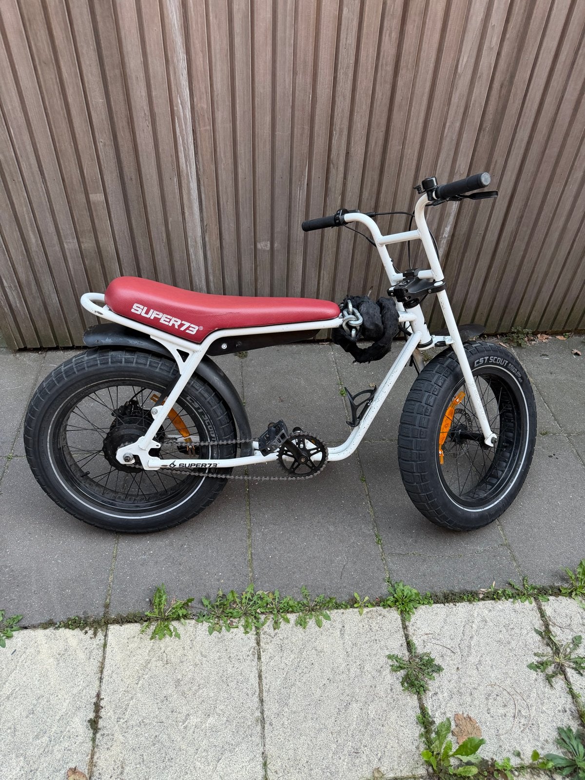 SUPER73-ZG Wit/rood, Overige merken, Gebruikt, Ophalen of Verzenden, Minder dan 47 cm