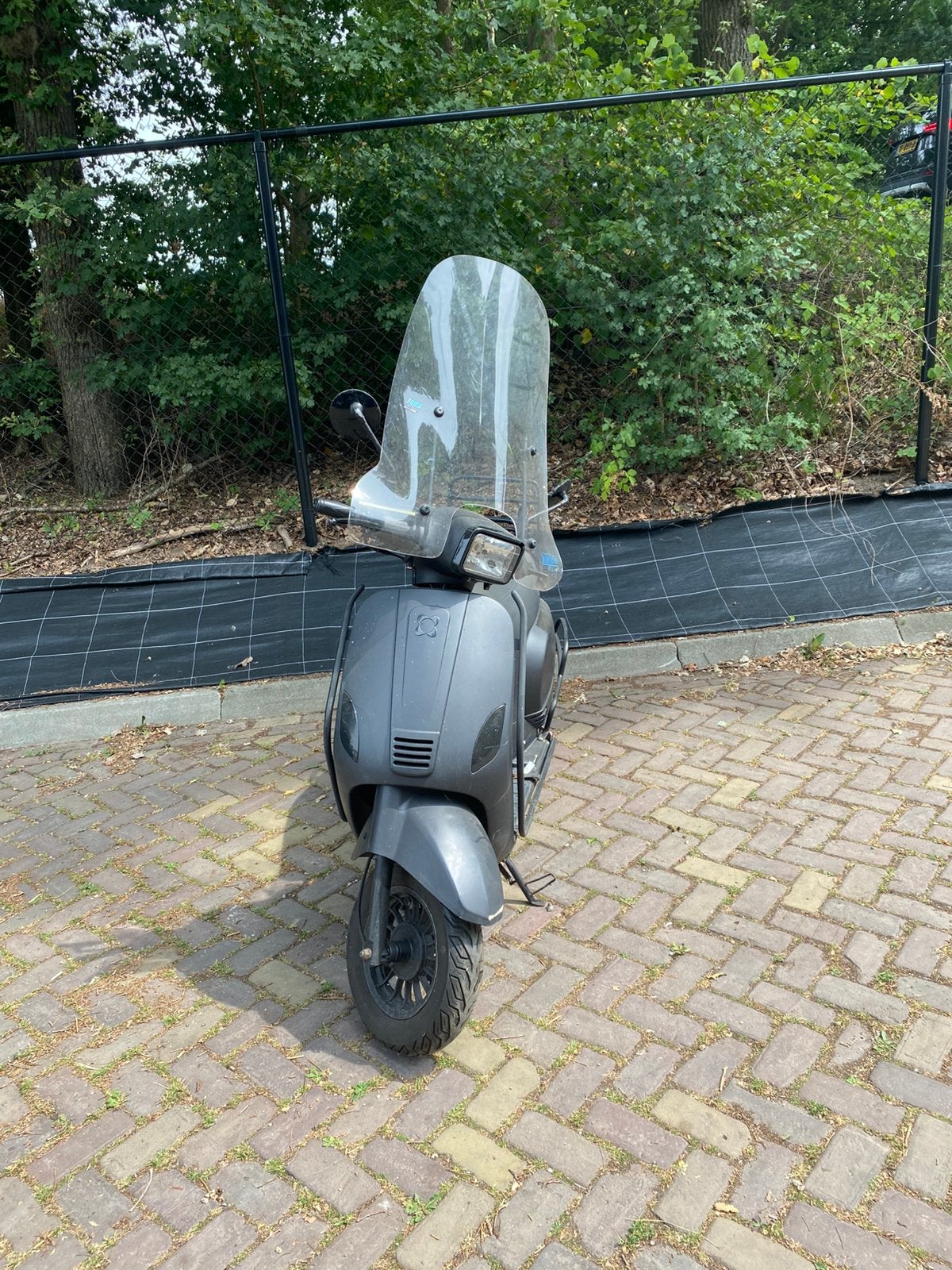 Agm scooter, Fietsen en Brommers, Snorfietsen en Snorscooters, Ophalen of Verzenden, Gebruikt, Benzine, Overige merken