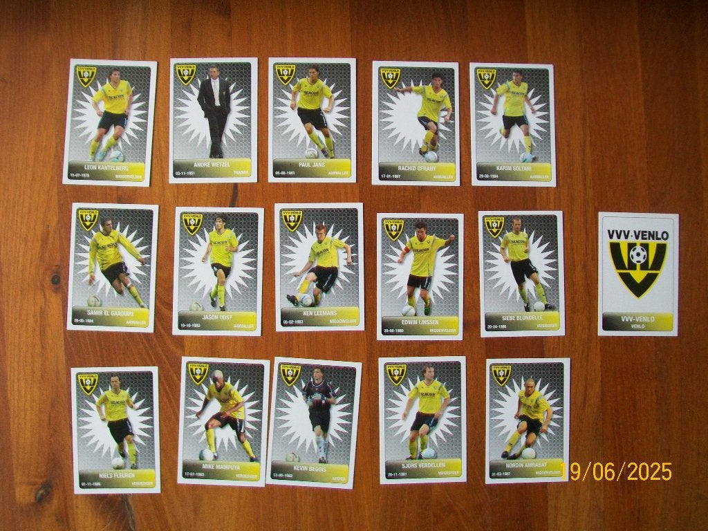 16 Voetbalplaatjes VVV Venlo seizoen 2007 - 2008 - compleet, Verzenden, Zo goed als nieuw, Overige binnenlandse clubs, Poster, Plaatje of Sticker