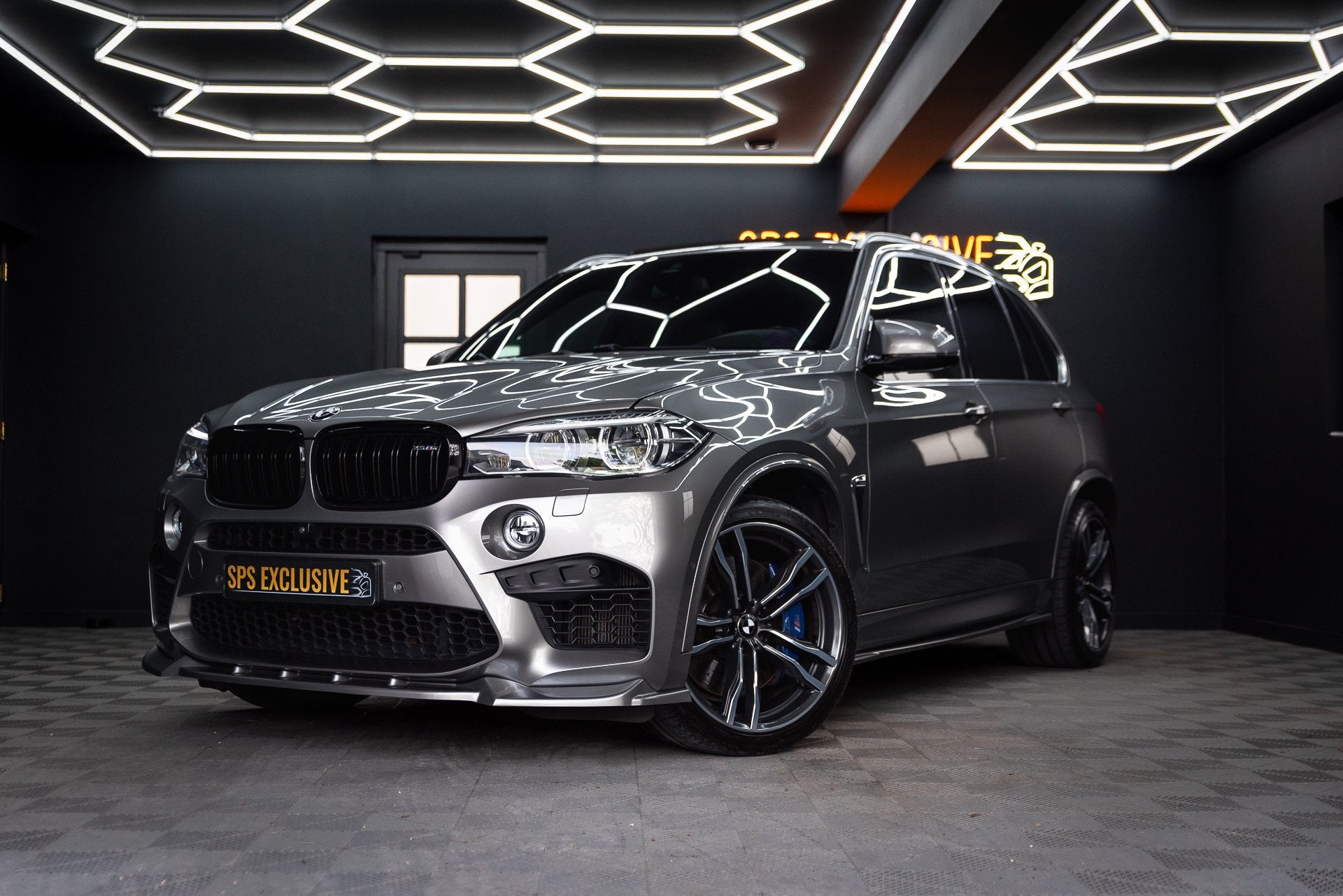 BMW X5 M / Pano / Softcl / B&O / Stoelverk / Stuurverw / Mem, Automaat, Gebruikt, 4395 cc, Leder