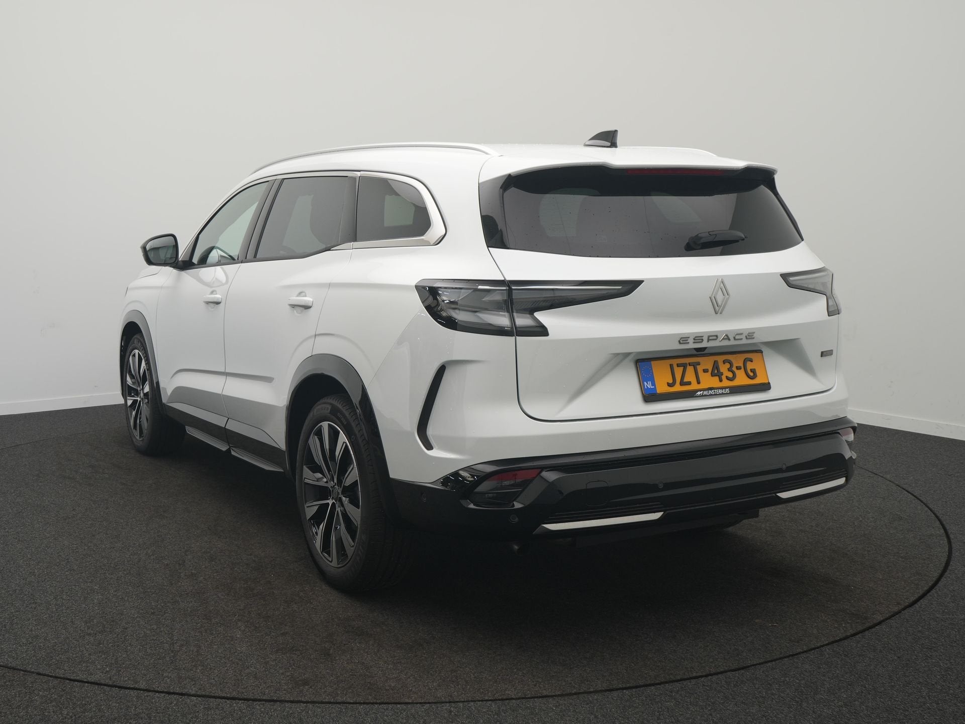 Renault Espace E-Tech full hybrid 200 techno 7p. - Demo - 7, Auto's, Stof, Gebruikt, 1199 cc, 7 stoelen