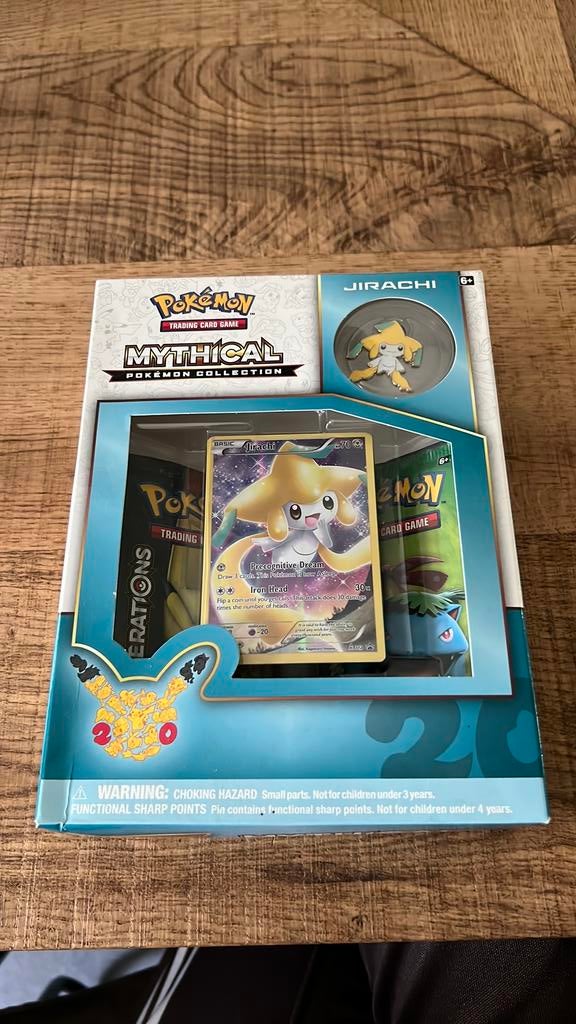 Mythical collection pokemon Jirachi seald 20th anniversary, Hobby en Vrije tijd, Ophalen of Verzenden, Zo goed als nieuw