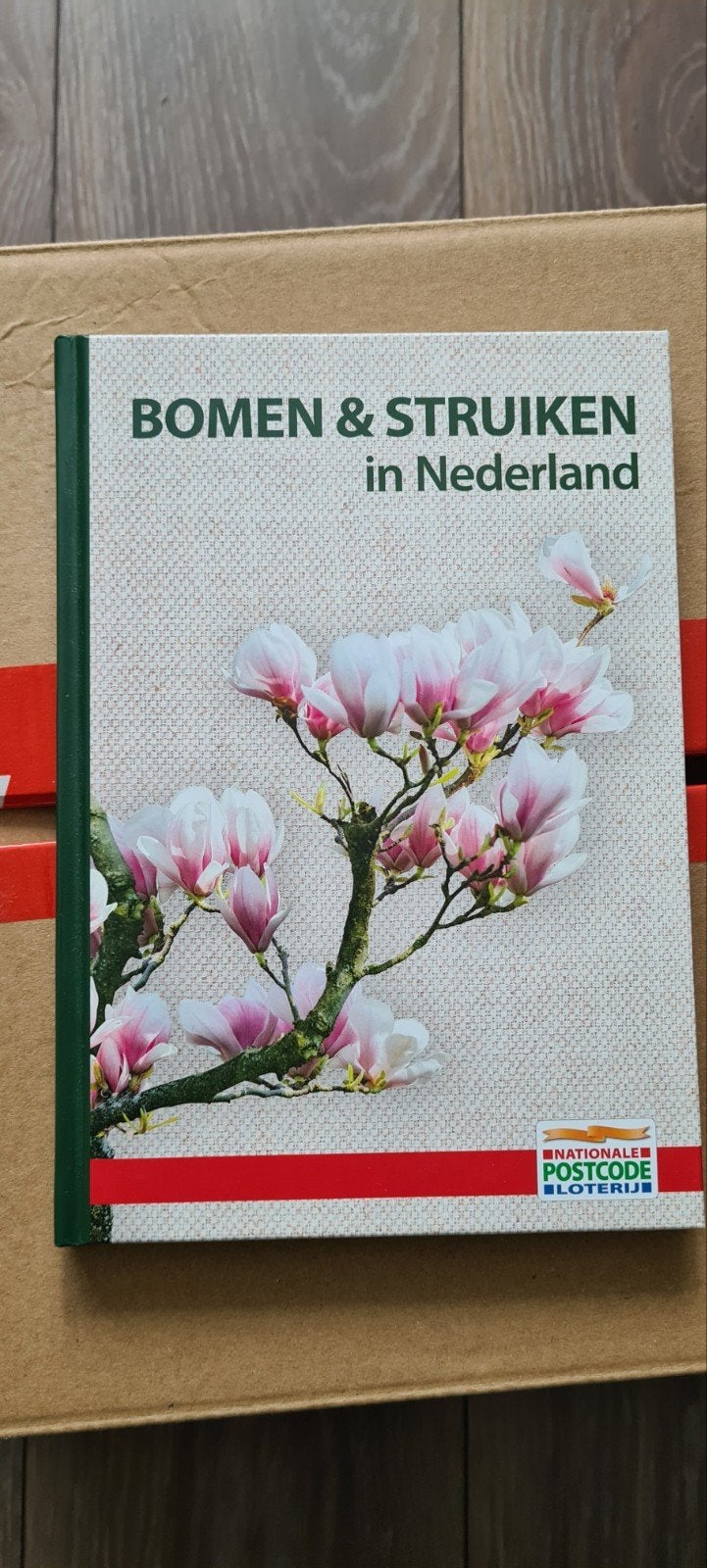 postcodeloterij boek nr.2. Bomen & Struiken in Nederland, Boeken, Ophalen of Verzenden, Nieuw, Bloemen, Planten en Bomen