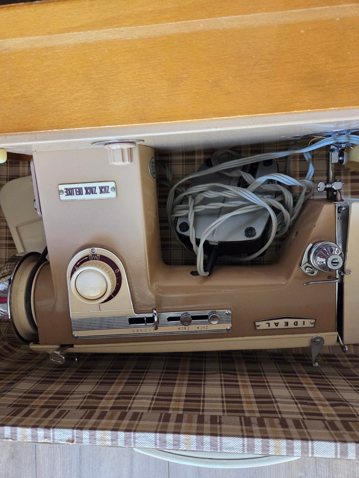 Ideal Zick Zack Deluxe Naaimachine in Koffer, Ophalen, Gebruikt, Naaimachine, Overige merken