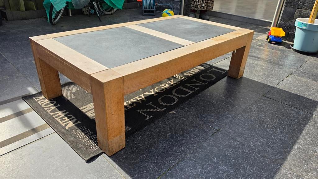 Salontafel met stenen blad, Huis en Inrichting, Tafels | Salontafels, Gebruikt, Overige materialen, 100 tot 150 cm, Modern