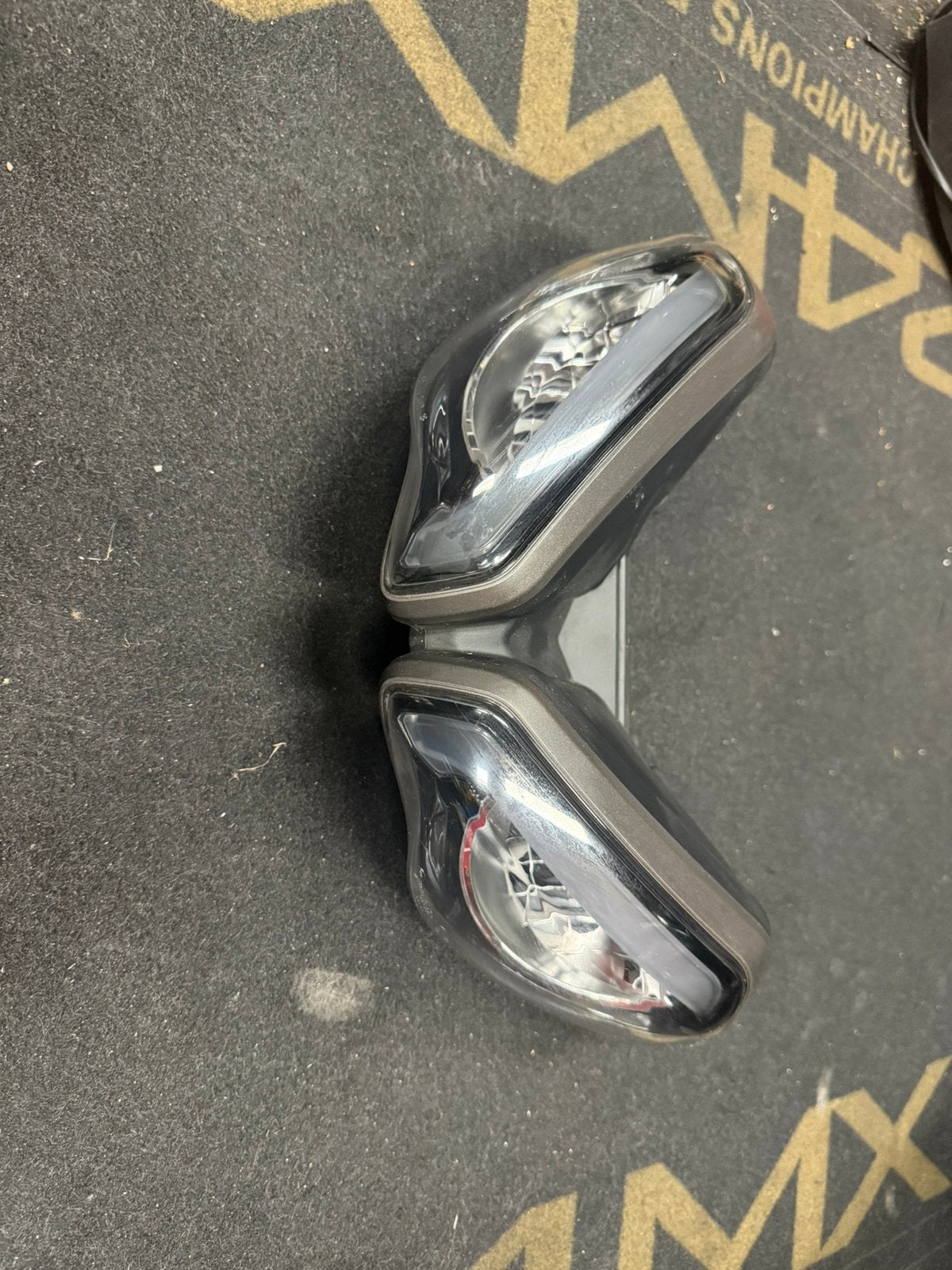 Originele Triumph Street Triple LED koplamp T2701141, Motoren, Ophalen of Verzenden, Gebruikt