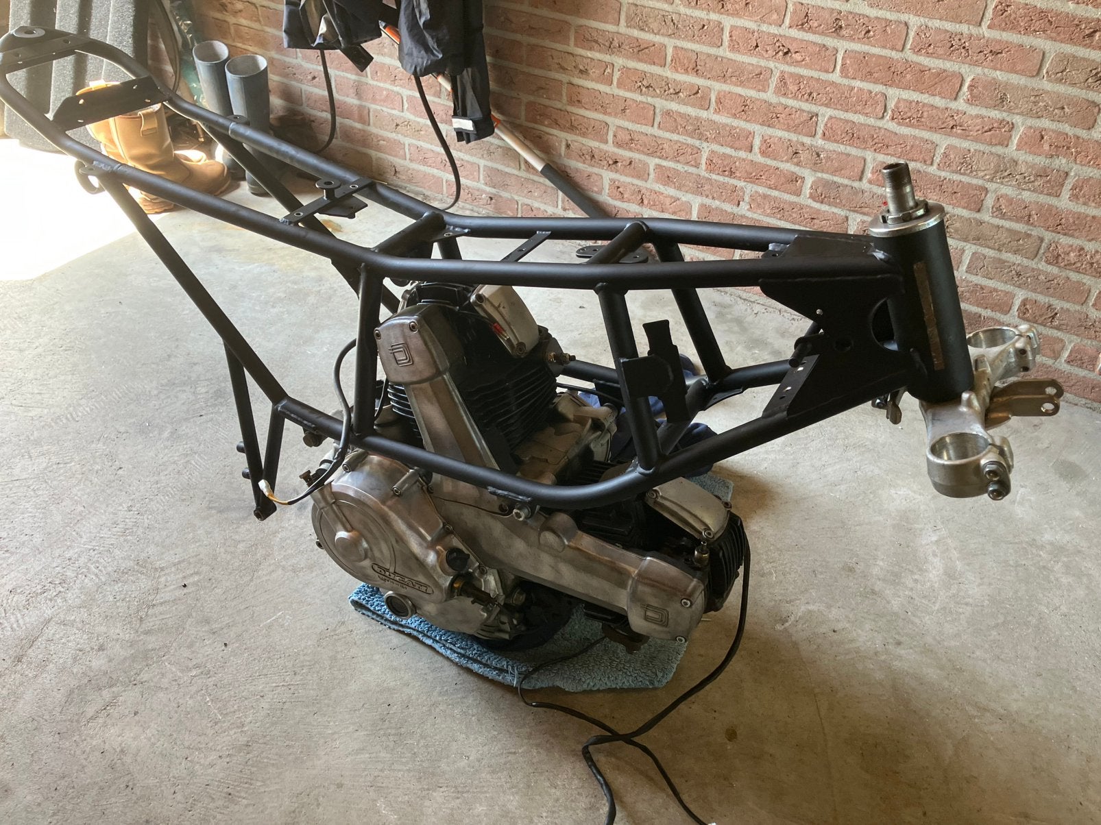 Frame Ducati Pantah 500 met kenteken 1984, Motoren, Ophalen