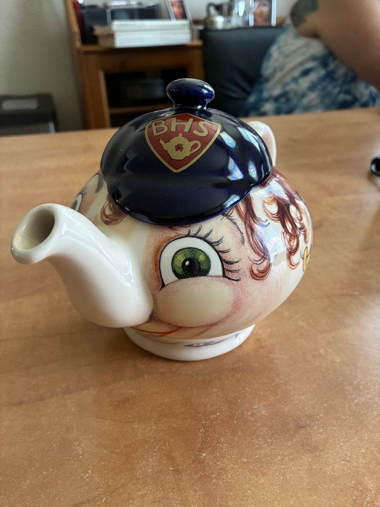 Engelse Theepot, Ophalen