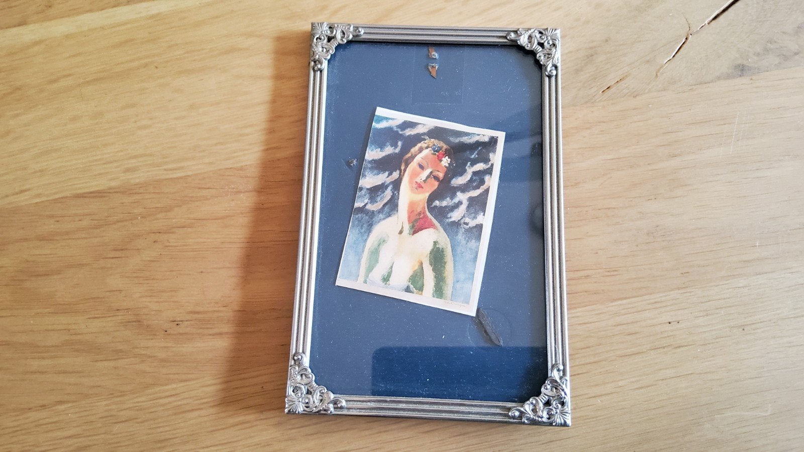 Klein antiek zilver kleur fotolijstje bewerkte hoek en rande, Antiek en Kunst, Ophalen of Verzenden