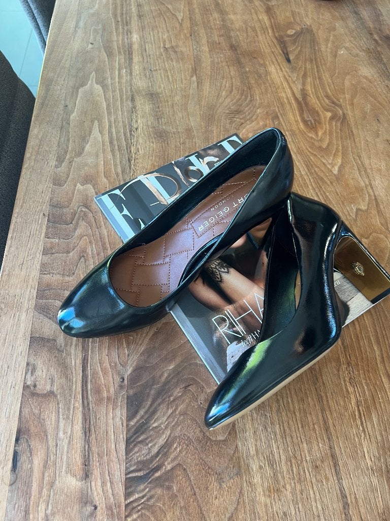 KURT GEIGER Victoria Court pump mt 40- TIEN concepts Insta, TIEN concepts, Kurt geiger, Pumps, -