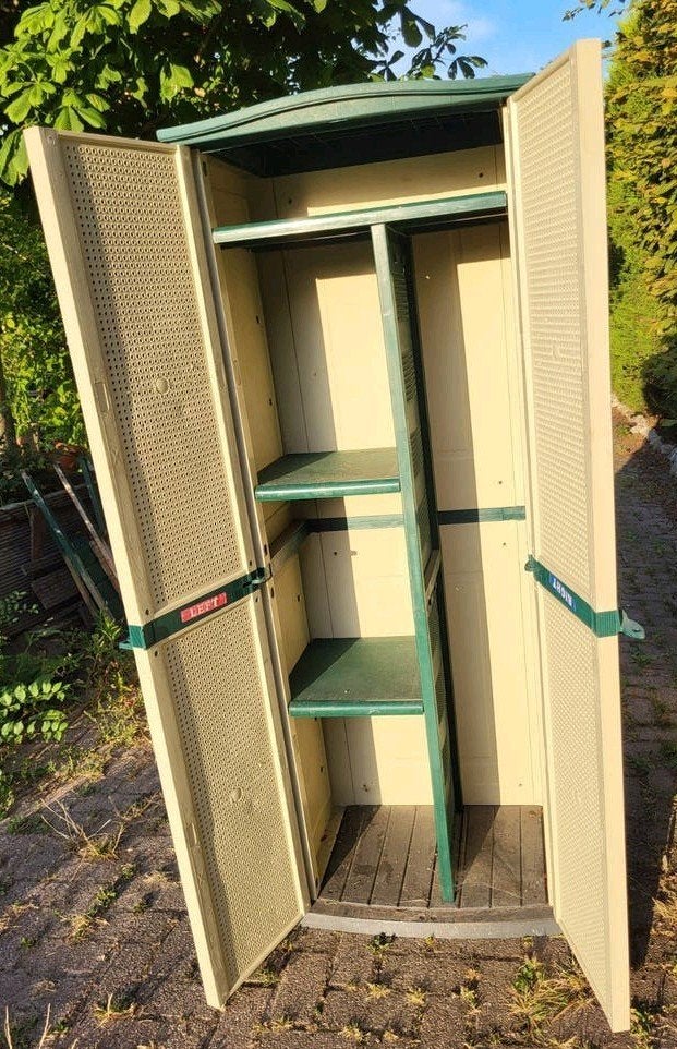 Keter, praktische kunststof opbergkast voor buiten, Ophalen, Gebruikt, Kunststof, Overige typen