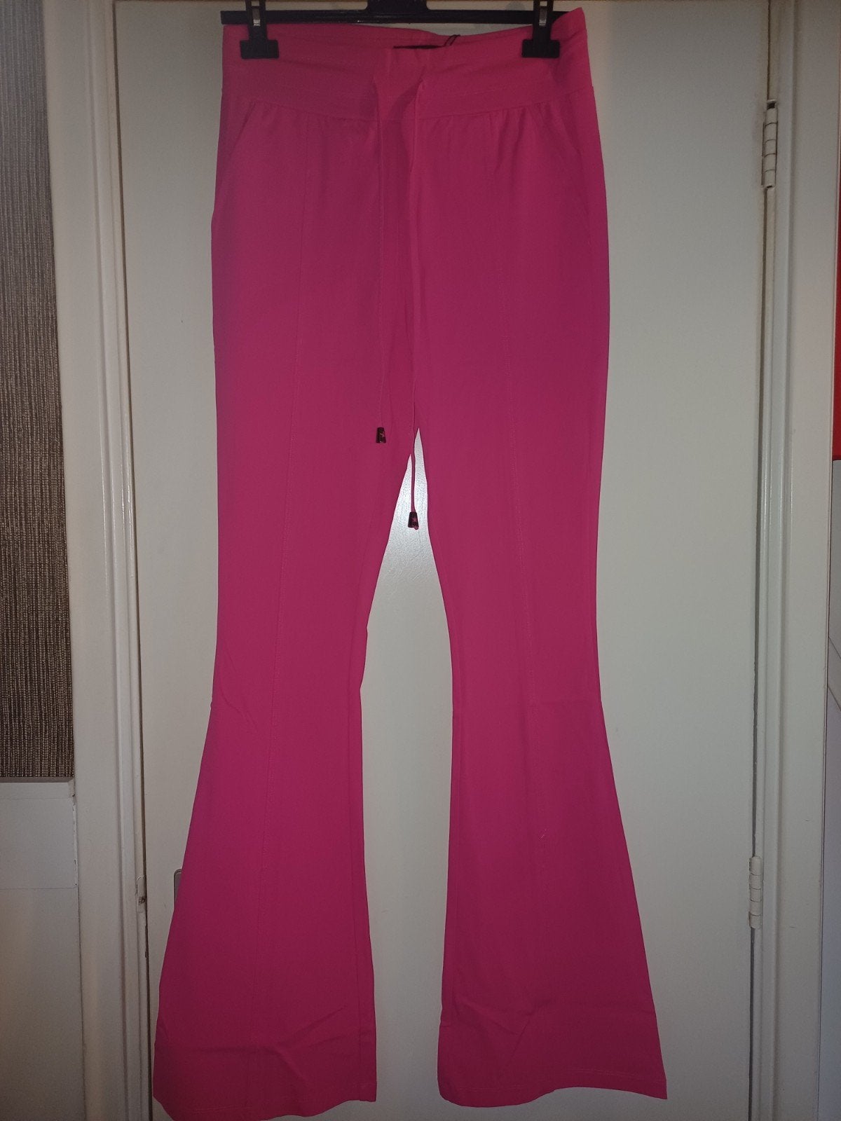 Mi piace travelbroek flaired Fuchsia - Diverse maten, Kleding | Dames, Maat 38/40 (M), Onbekend, Nieuw, Ophalen of Verzenden