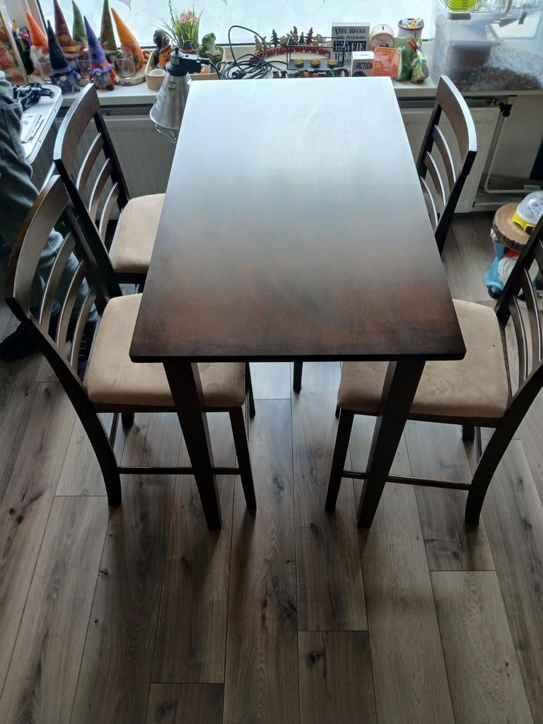 Eettafel met 4 stoelen zgan, Ophalen, Zo goed als nieuw, Donker, 4 tot 6 stoelen