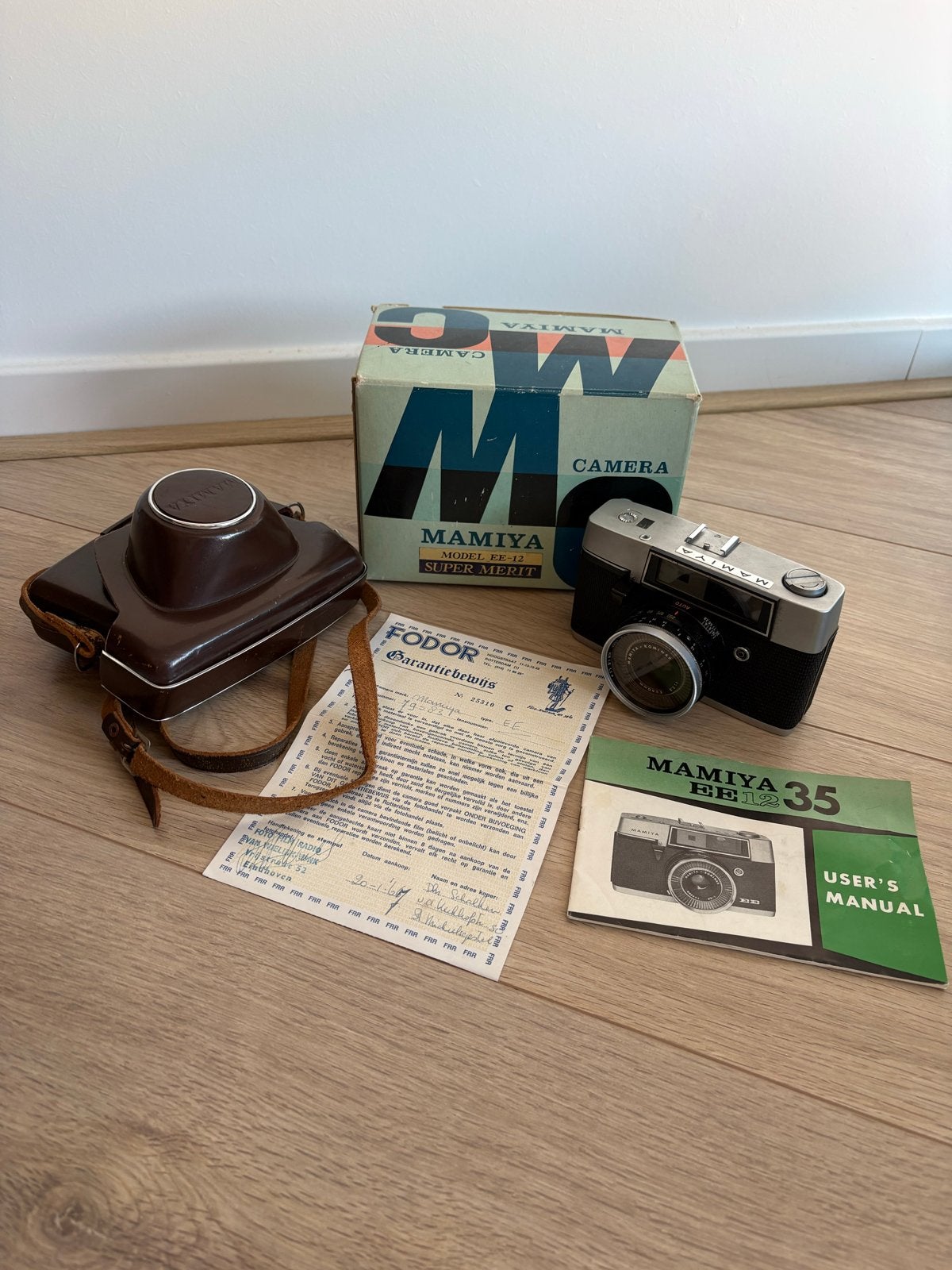 Vintage Mamiya EE-12 Camera, originele doos, boekje en hoes, Ophalen of Verzenden, Overige Merken
