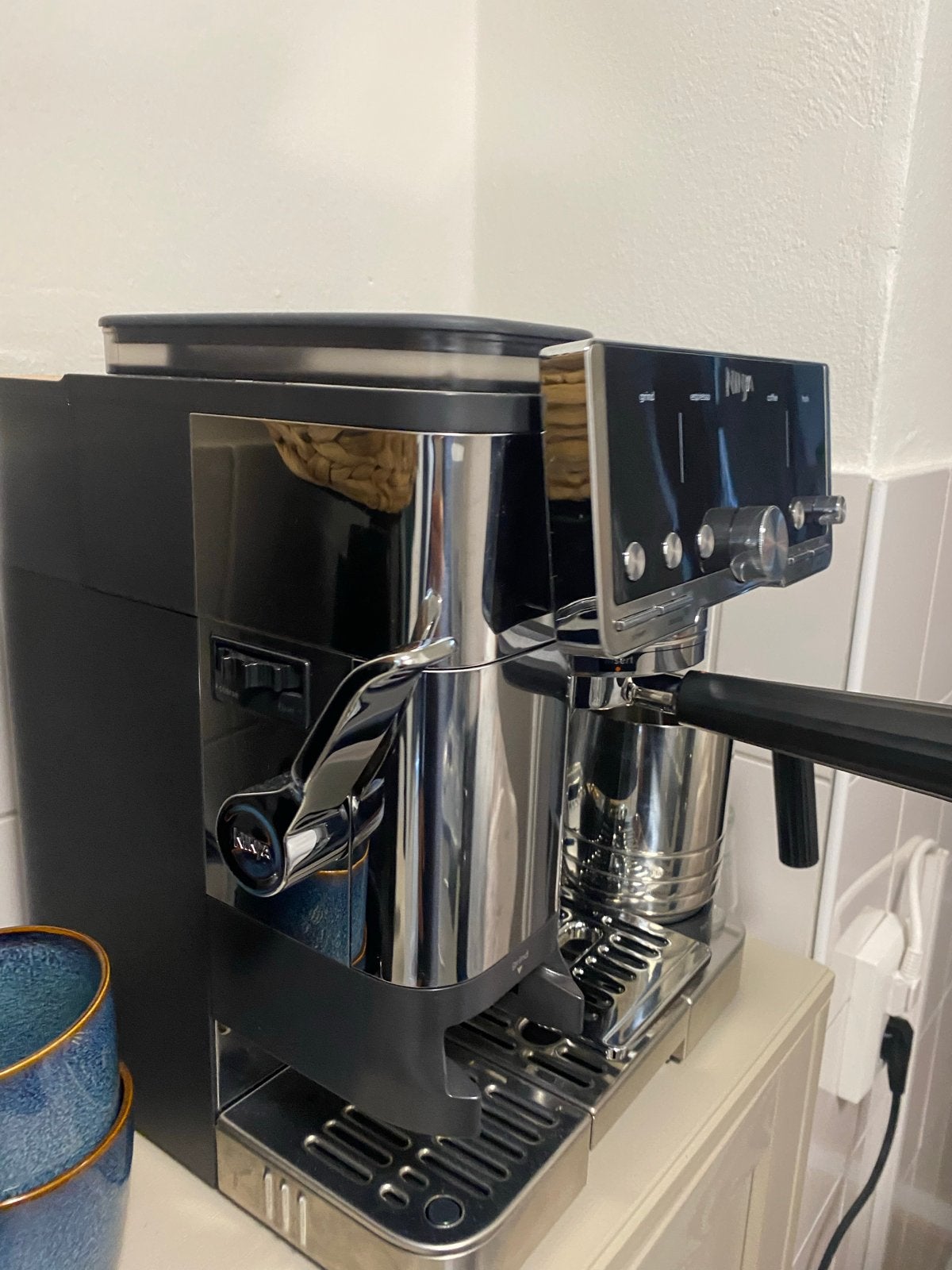 Ninja Barista Koffiemachine & Espresso Apparaat, Afneembaar waterreservoir, Zo goed als nieuw, Koffiebonen, Ophalen of Verzenden