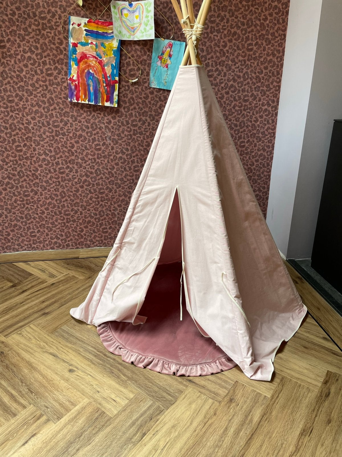 Roze Moi Mili tipi tent, Ophalen, Zo goed als nieuw