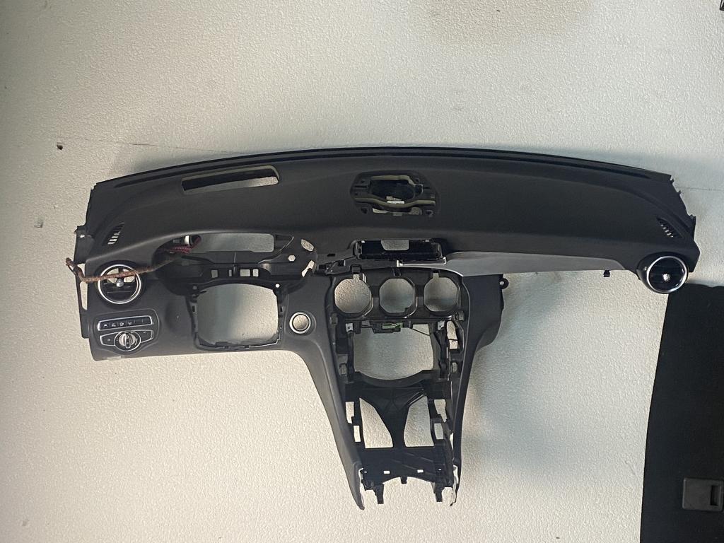 Dashboard W205 C Klasse head up of zonder, Auto-onderdelen, Niet ingevuld, Gebruikt, Mercedes-Benz, Niet ingevuld