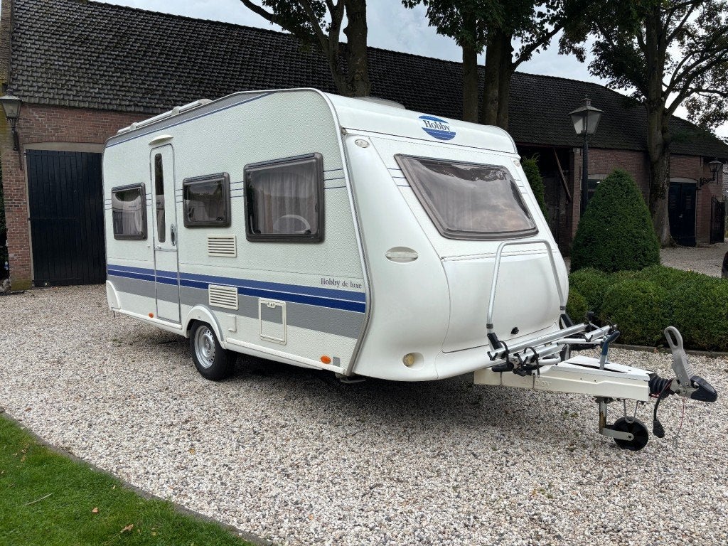 Hobby DE LUXE 450 UF, Caravans en Kamperen, Caravans, Kachel, Arald Striewski GmbH, Harald-Striewski-Straße 15, 24787 Fockbek Rendsburg