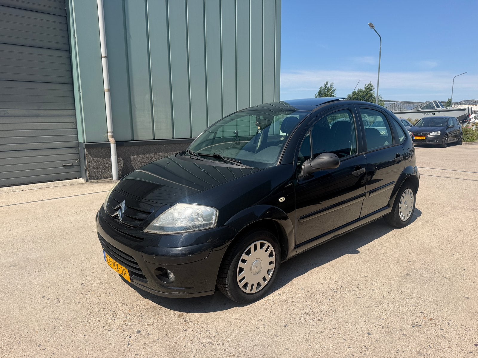 Citroën C3 1.4 I 2005 Zwart AIRCO PANORAMADAK, Auto's, Voorwielaandrijving, 989 kg, Zwart, Origineel Nederlands