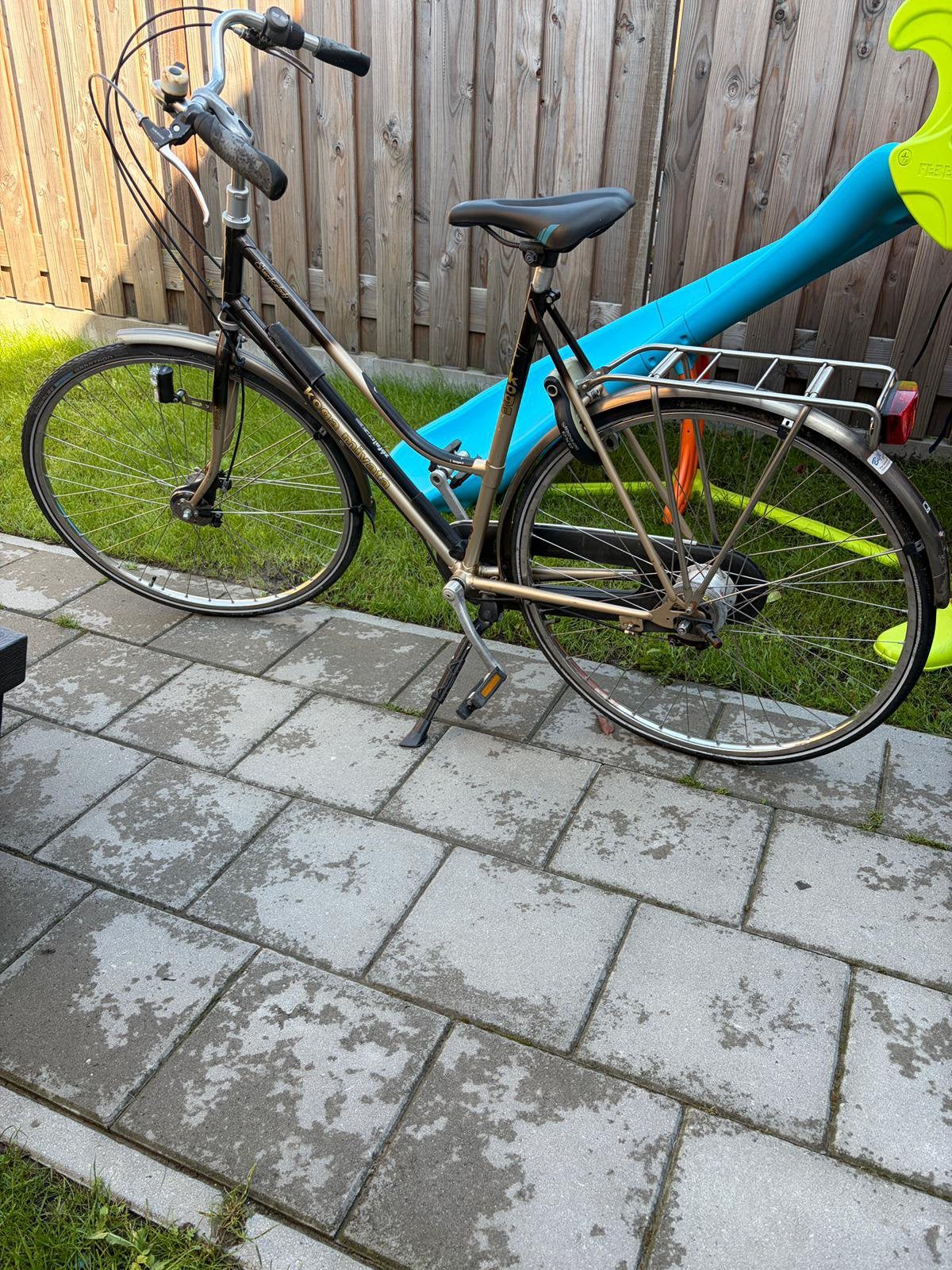 Koga damesfiets met fietspompje, Ophalen, Gebruikt, Minder dan 10 versnellingen, Koga Miyata