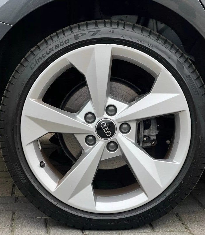 Audi A3 S line 18 inch velgenset, 18 inch, Gebruikt, Banden en Velgen, Ophalen of Verzenden