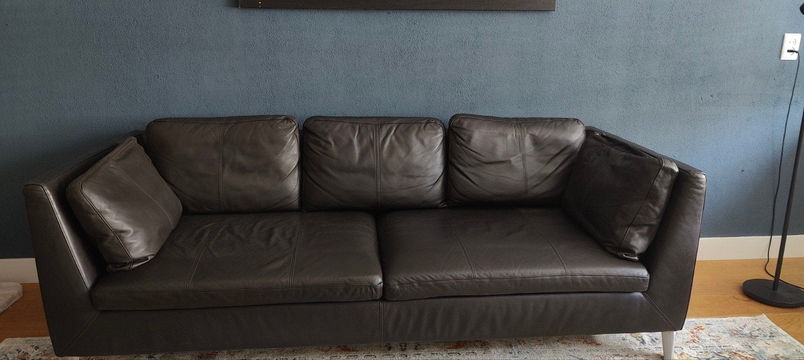 3-zitsbank, donkerbruin leer, Ophalen, Modern, Scandinavisch, Driepersoons, Zo goed als nieuw